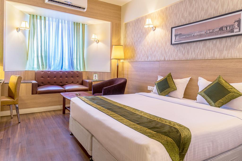 Treebo Premium Grand Emerald Pimpri-Chinchwad المظهر الخارجي الصورة