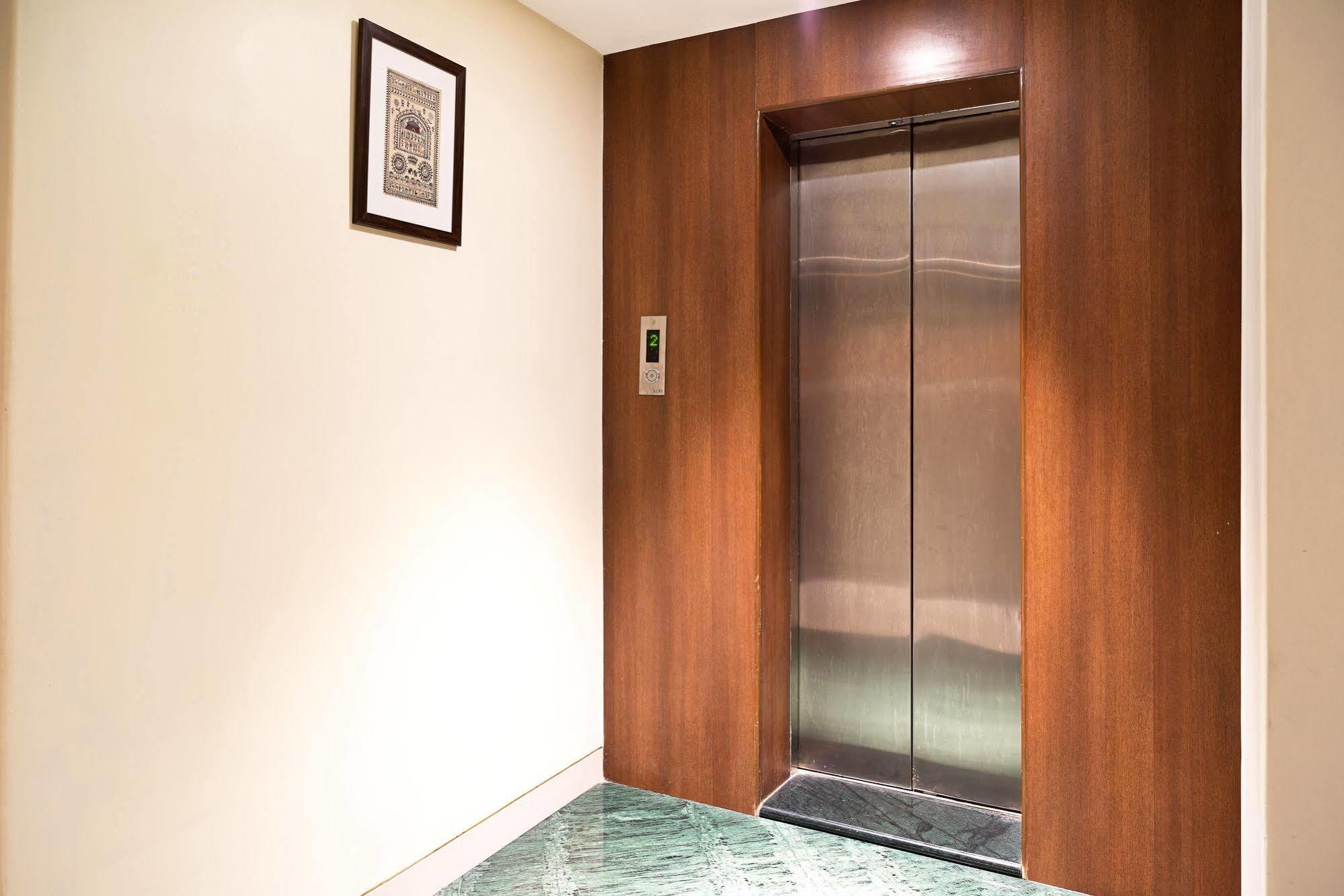 Treebo Premium Grand Emerald Pimpri-Chinchwad المظهر الخارجي الصورة